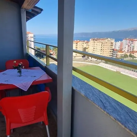 Lusi's * Pogradec